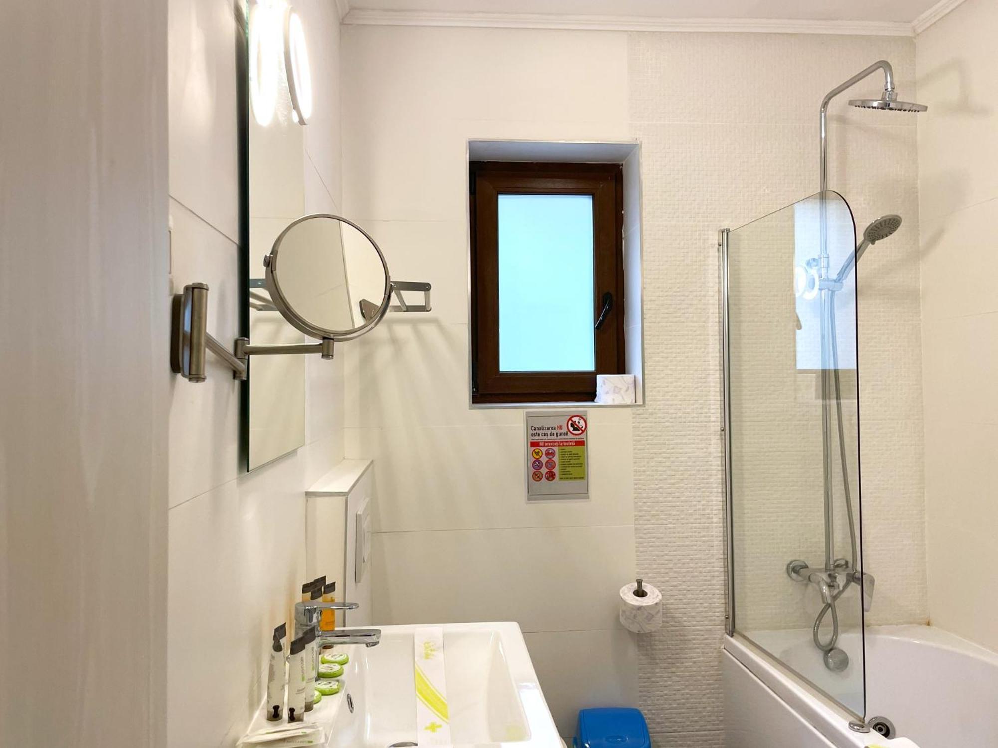 Cozy Riverfront Apartments With Garden And Mountain View Buşteni Exteriér fotografie