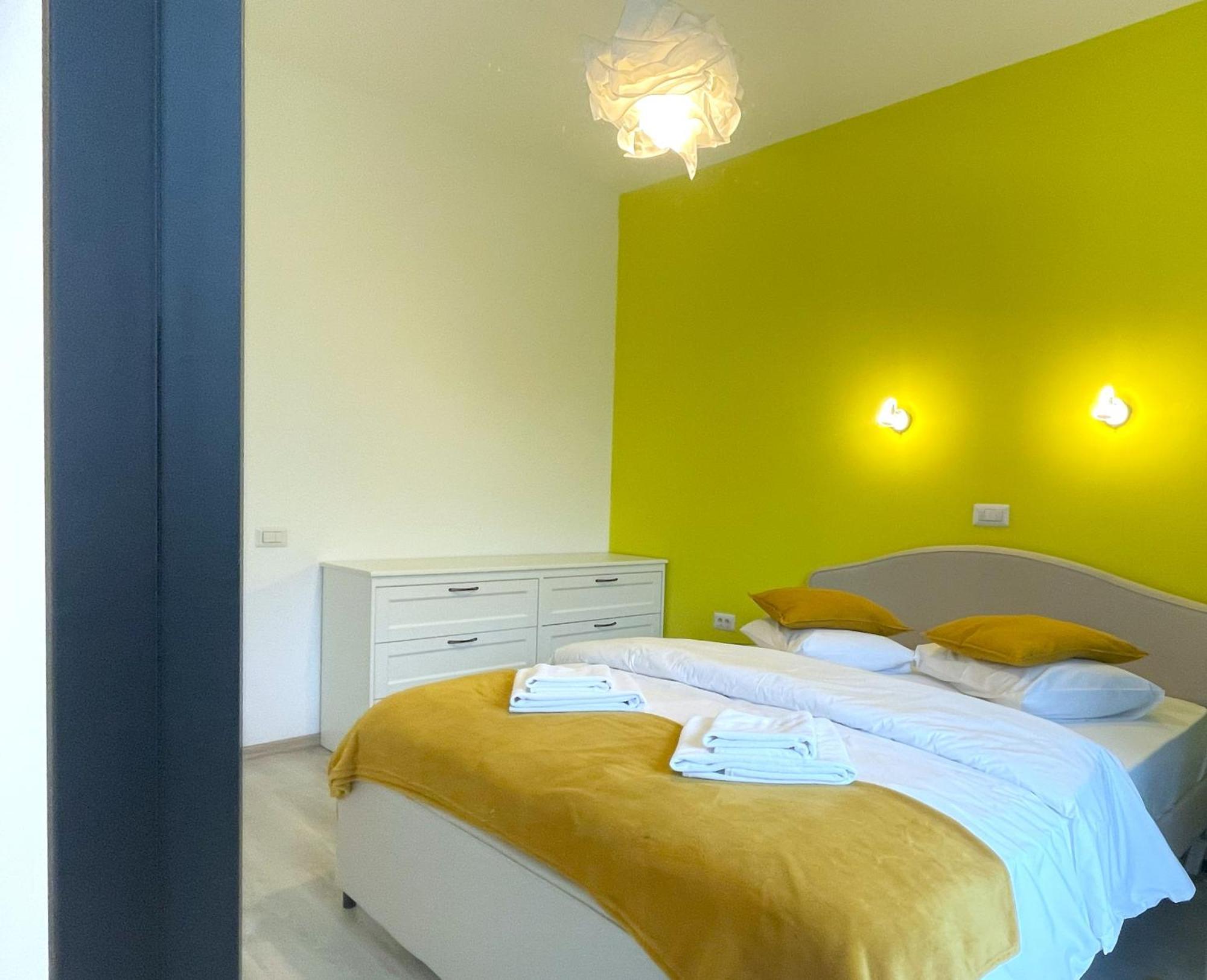 Cozy Riverfront Apartments With Garden And Mountain View Buşteni Exteriér fotografie