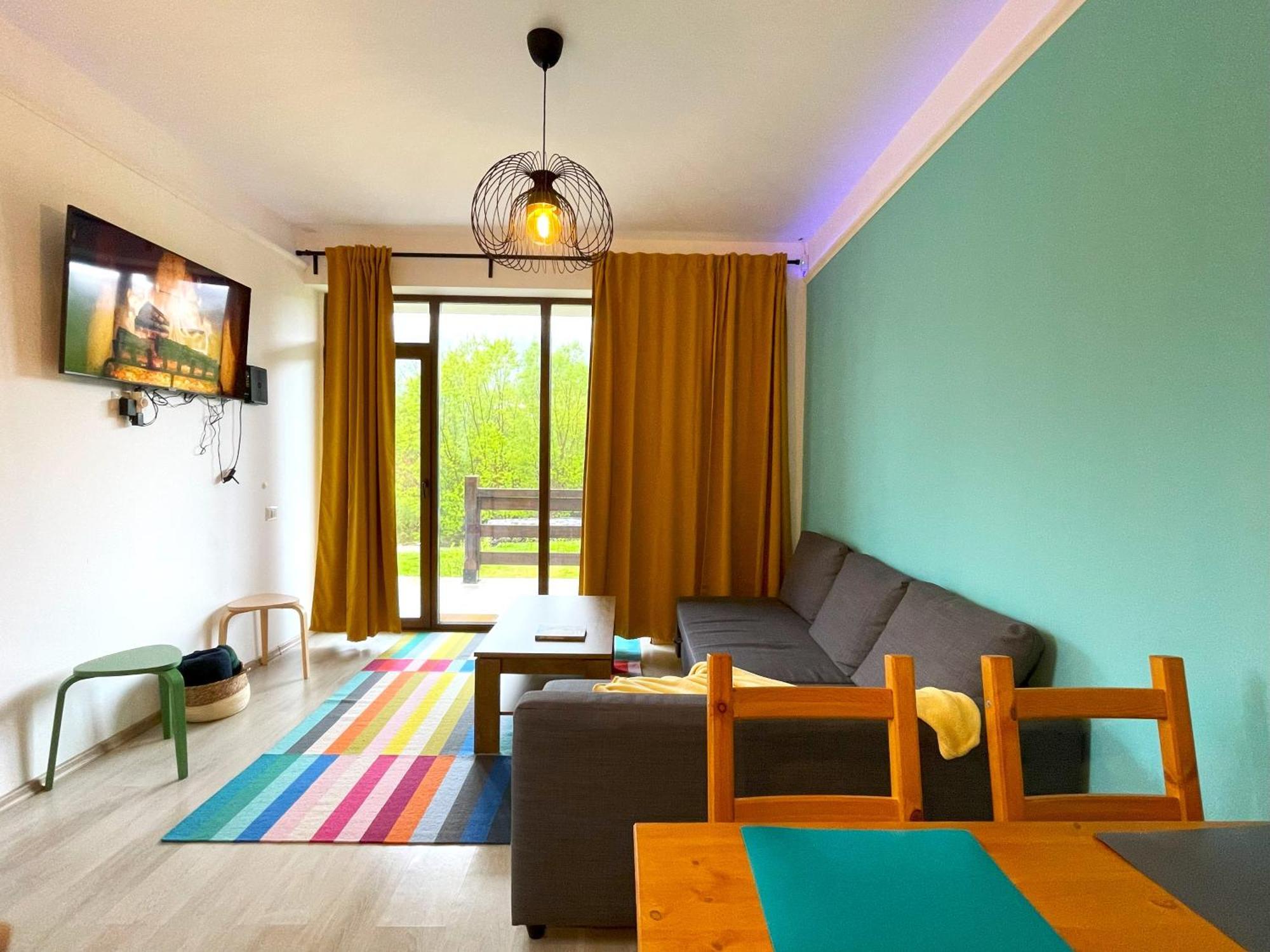 Cozy Riverfront Apartments With Garden And Mountain View Buşteni Exteriér fotografie