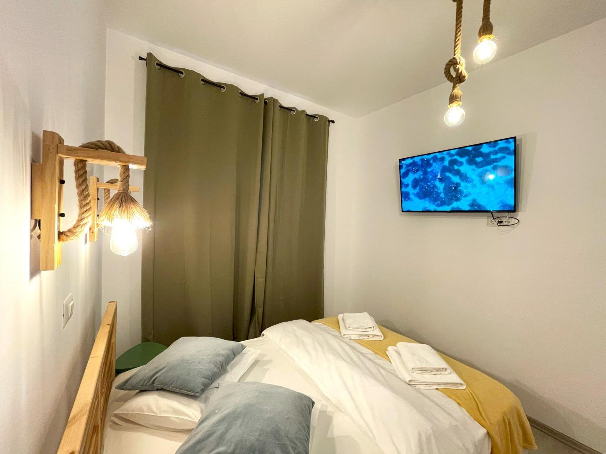 Cozy Riverfront Apartments With Garden And Mountain View Buşteni Exteriér fotografie